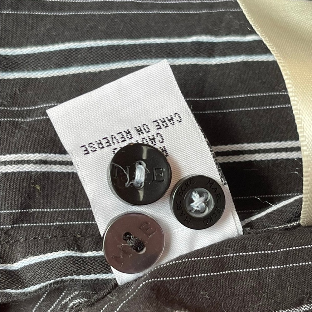Marc ECHO Size XL Button down - Picture 14 of 14